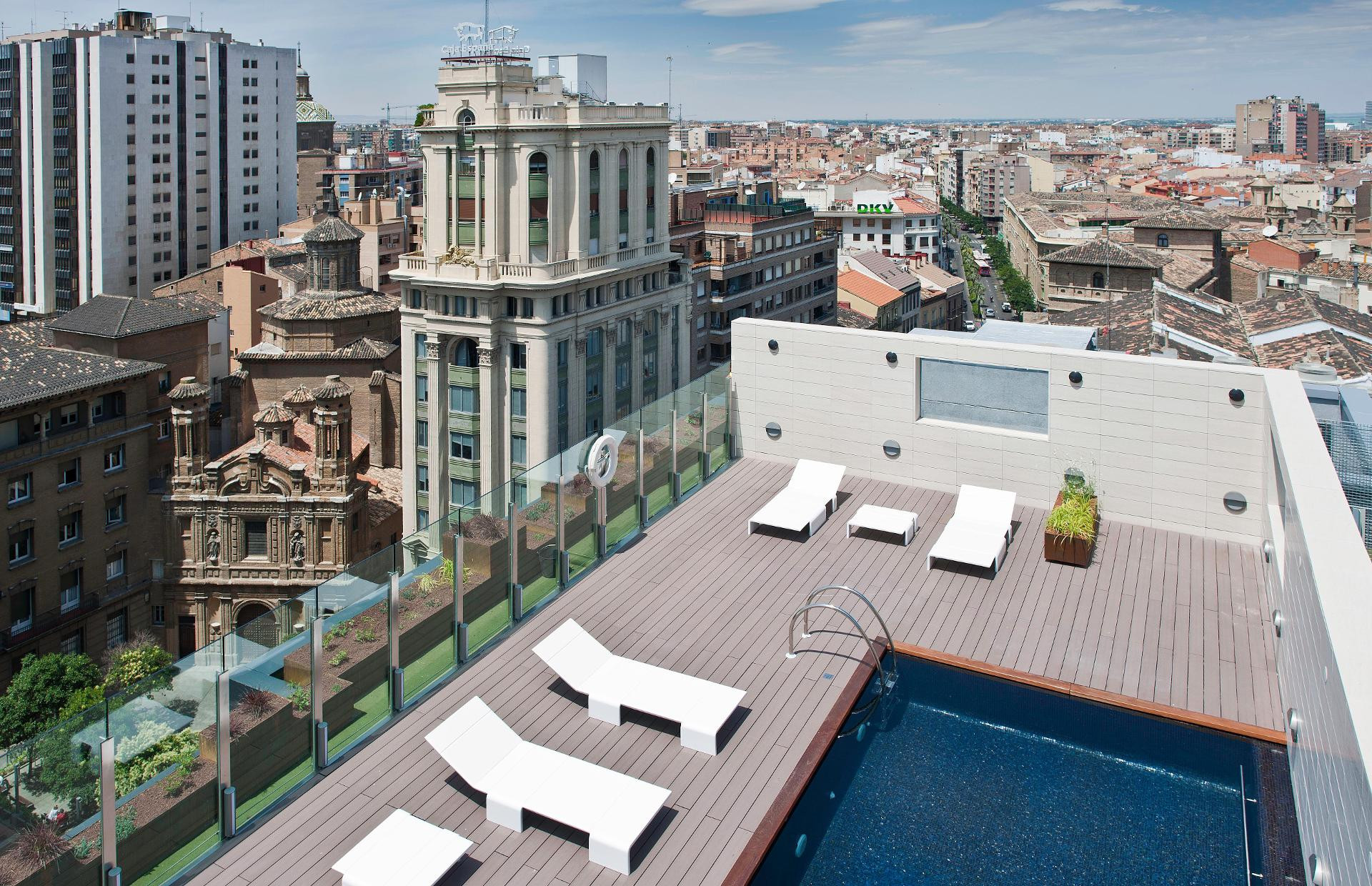 Vista Exterior Hotel Alfonso