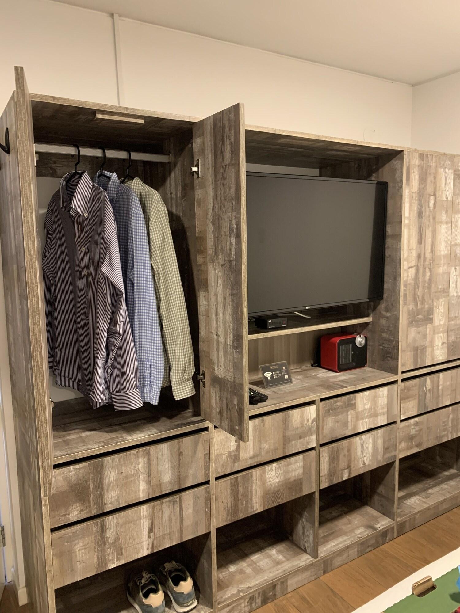 Habitación Suite en San Isidro-Frente al Supermercado Vivanda