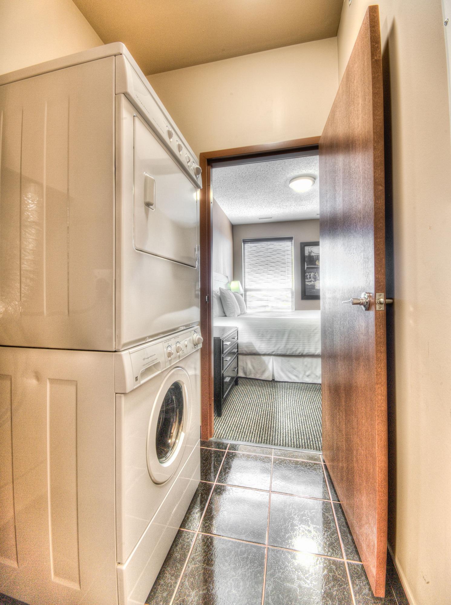 Set de Habitación Grand Inn & Residence