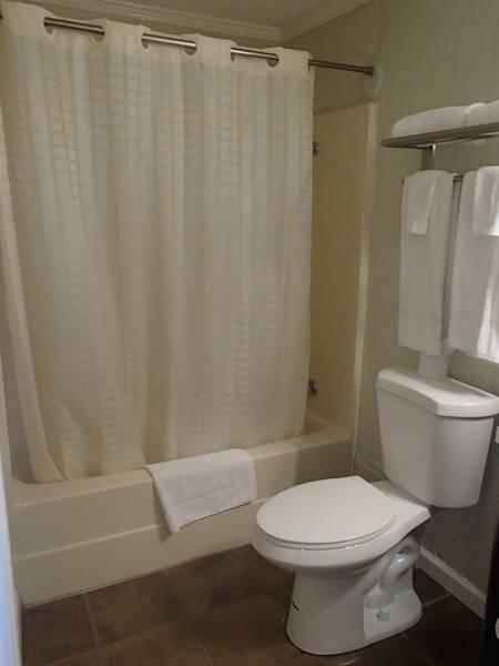 Baño Catalina Motel