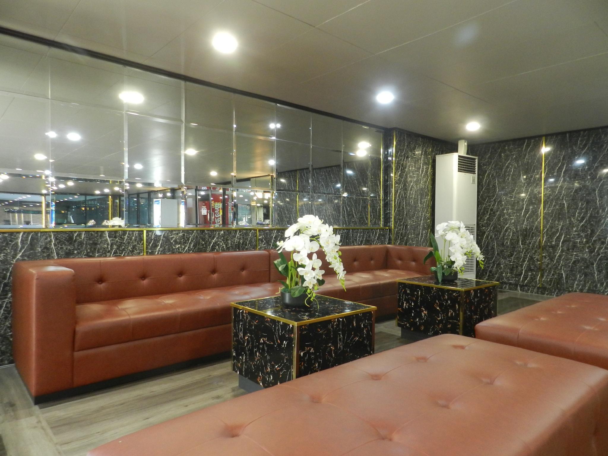 Vista Lobby Nanatai Suites