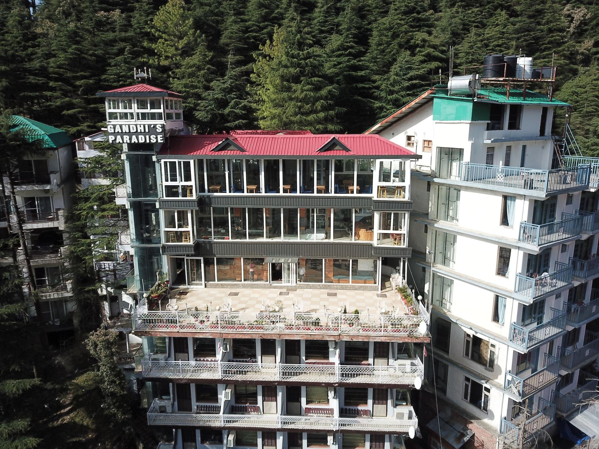 Vista Exterior Hotel Gandhi's Paradise