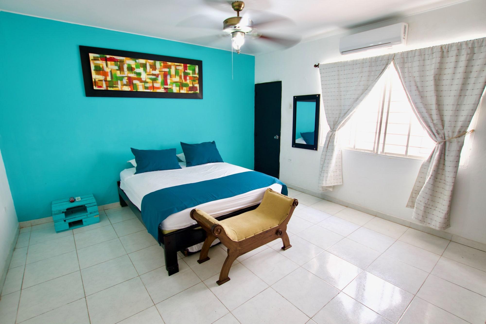Varios QuillaHost Thematic Apartment