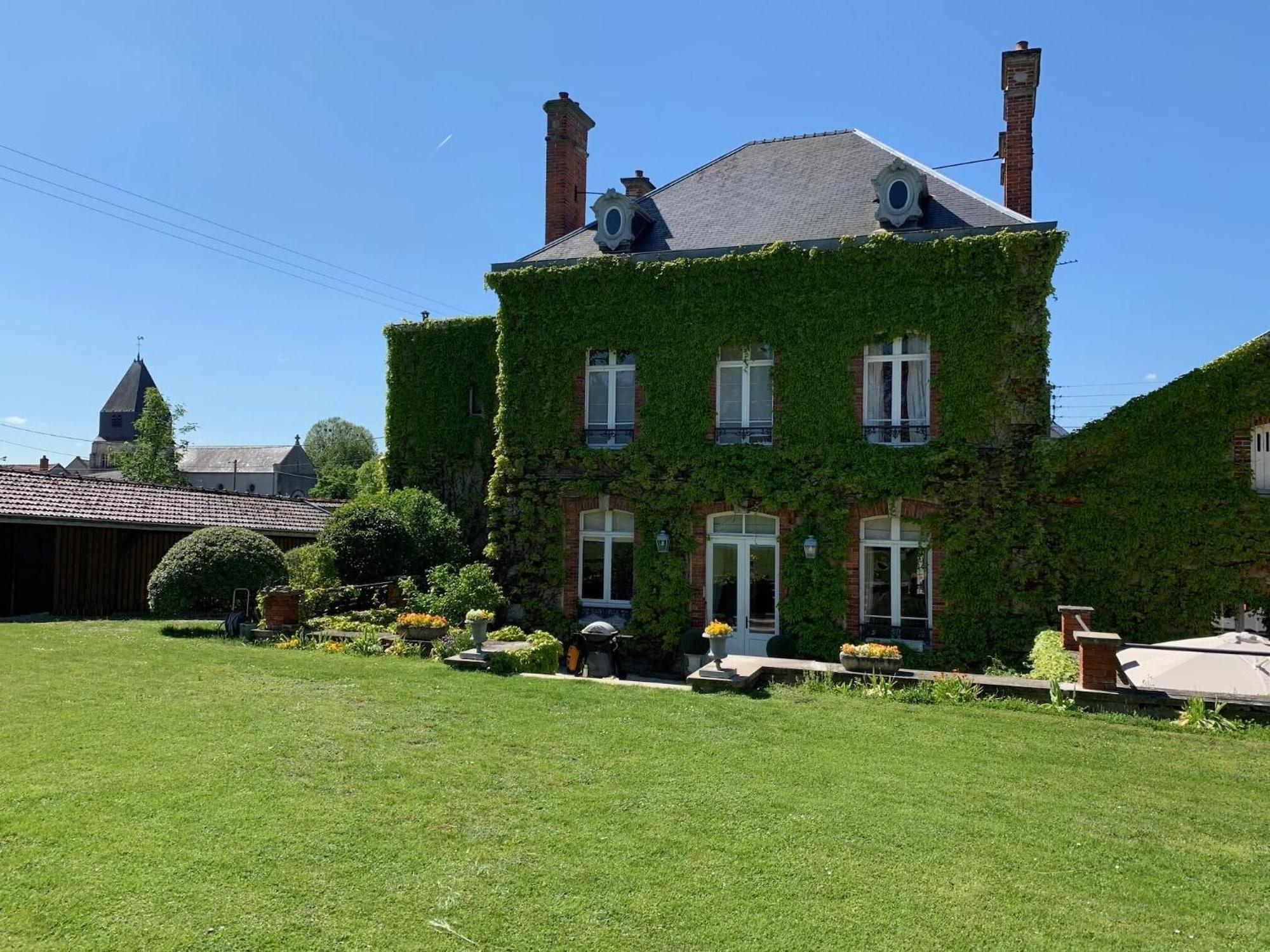 Vista Exterior Le Clos Corbier