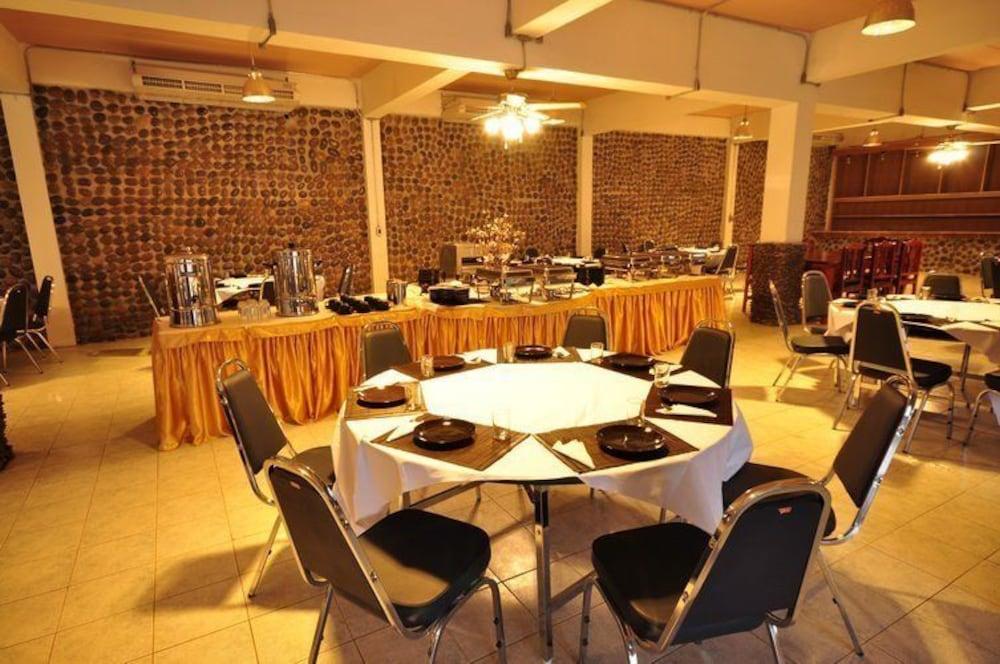 Salón de Baile Piyaporn Hill Paradise