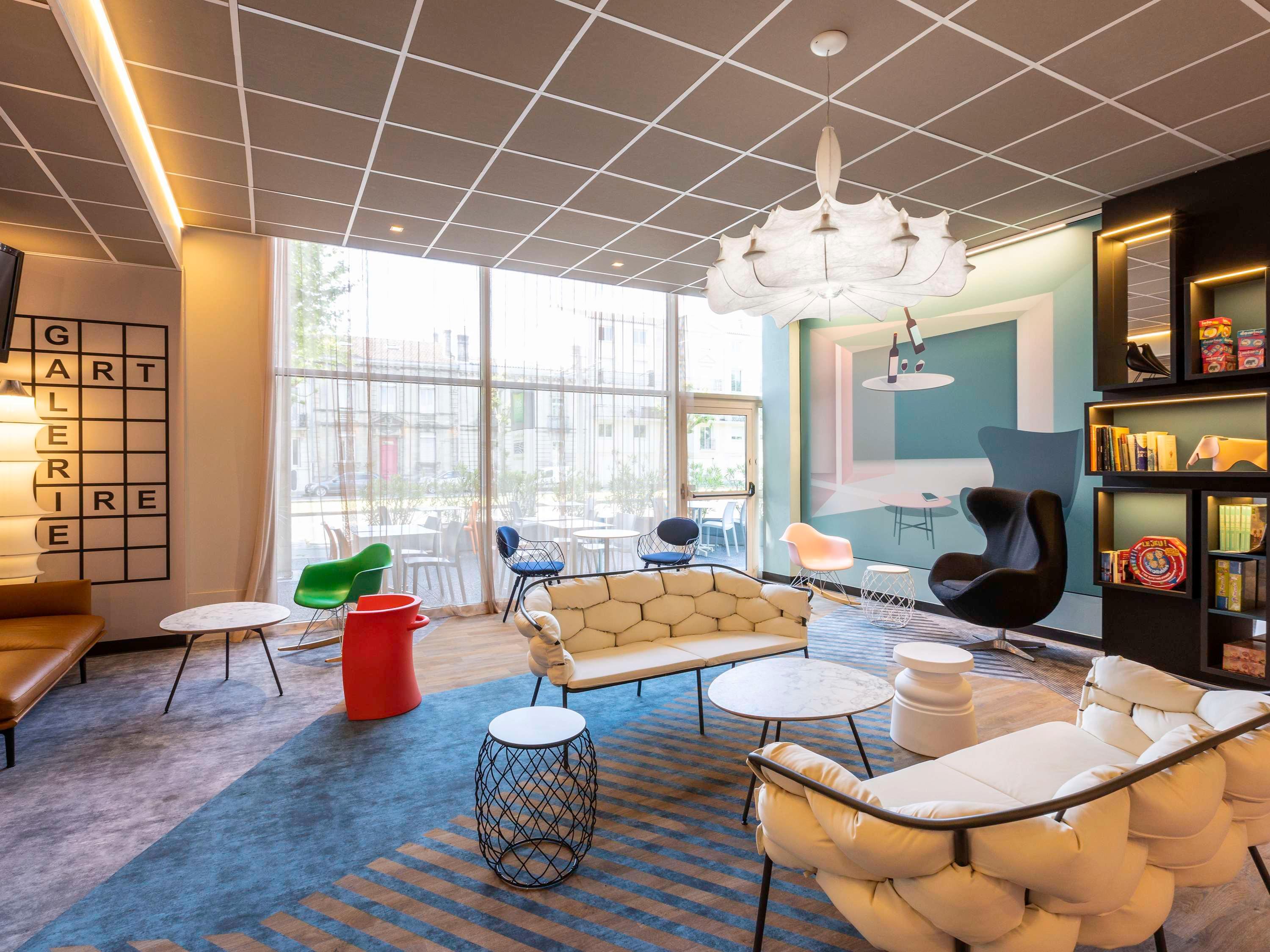 Bar/Salón ibis Styles Bordeaux Meriadeck