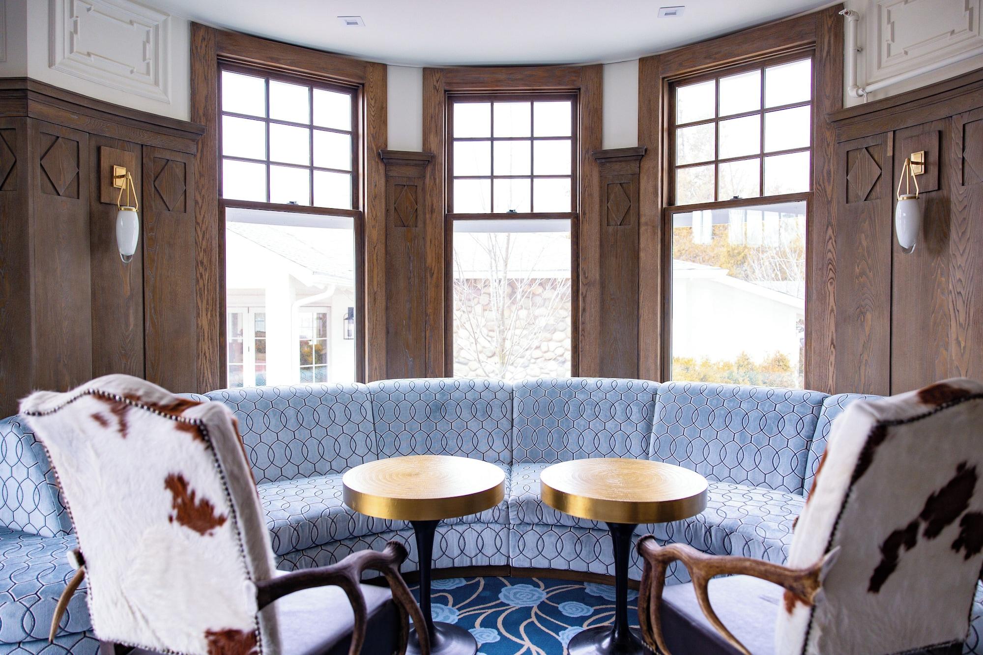Vista Lobby The Inn At Stonecliffe