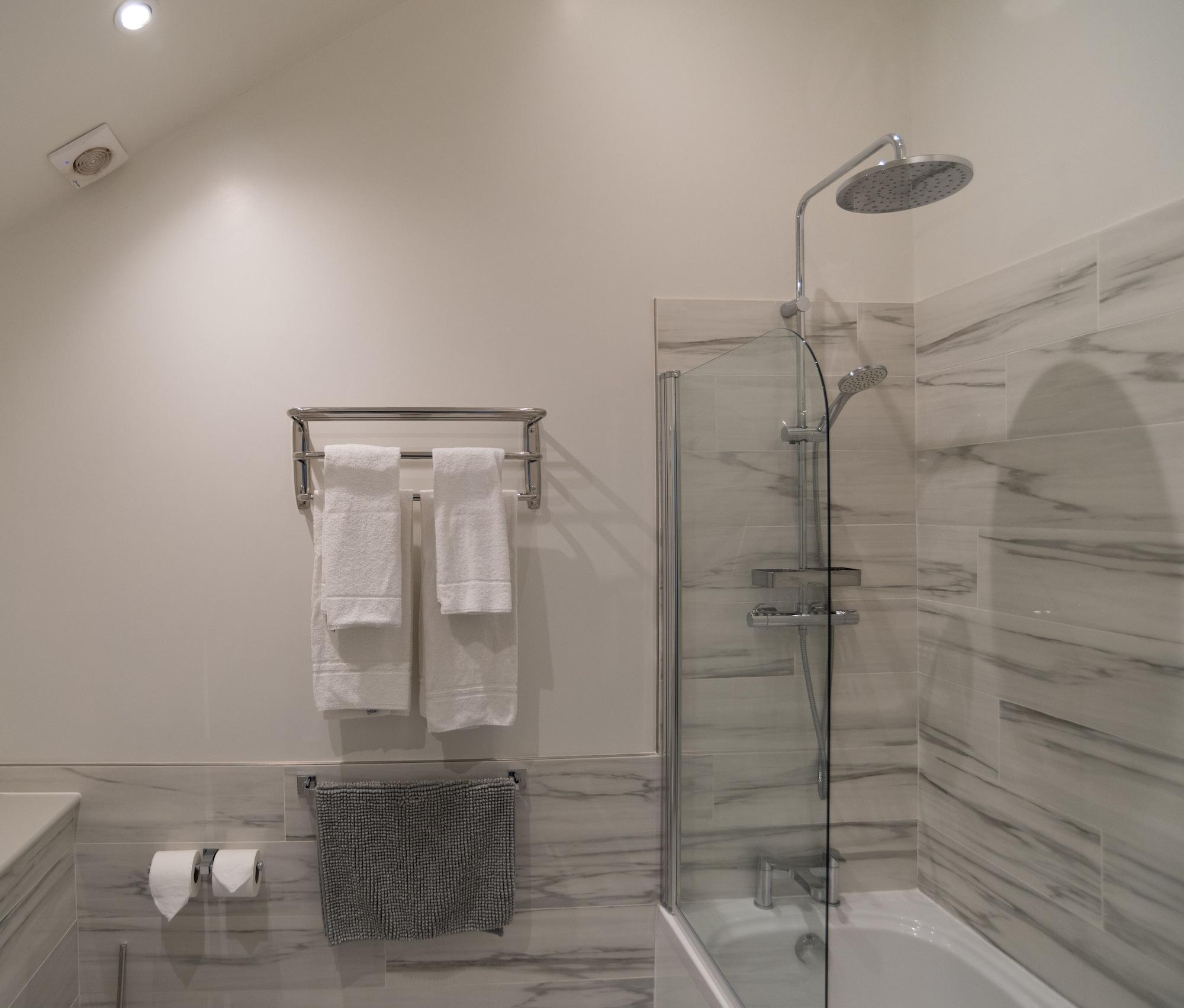 Equipamiento de Habitación MJP @ The Shepherds