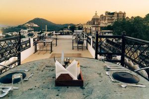 Alojamiento - Pine Haveli - An Exquisite Heritage Stay