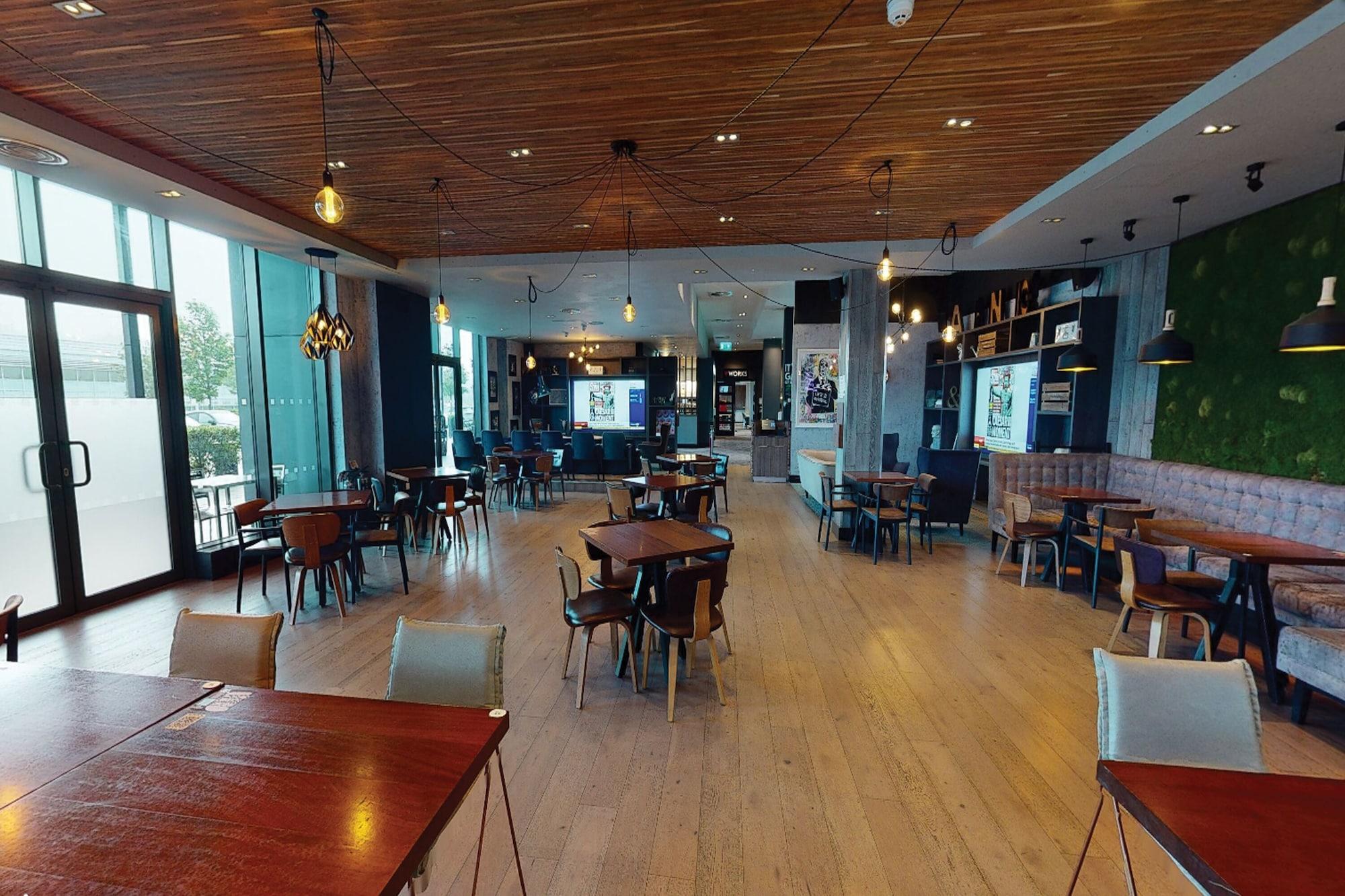 Restaurant Village Hotel London Watford