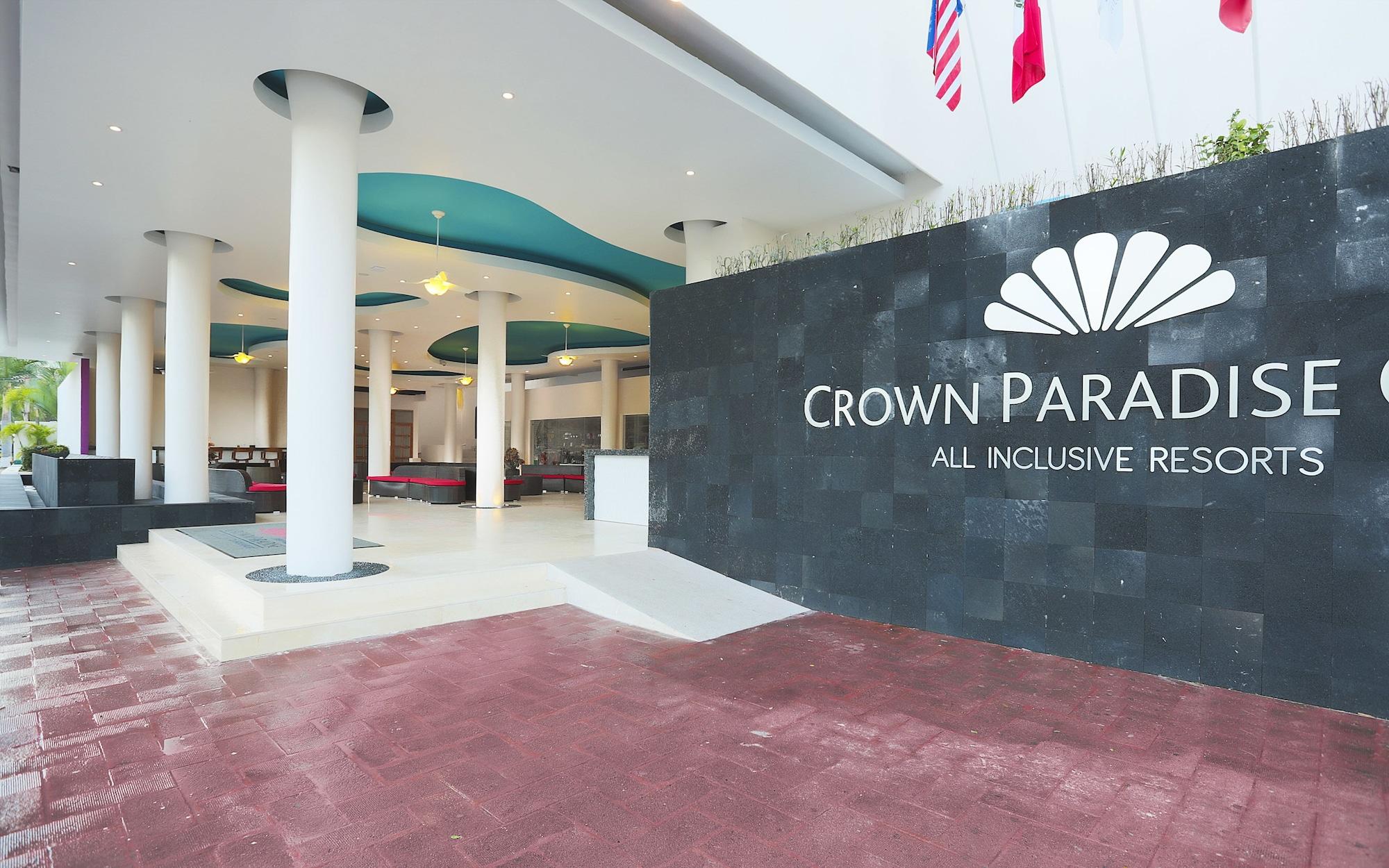 Vista Exterior Crown Paradise Club Puerto Vallarta All Inclusive