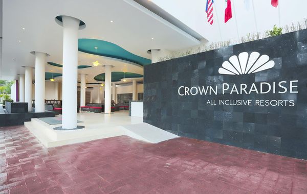 Crown Paradise Club Puerto Vallarta All Inclusive - Hoteles en Puerto Vallarta, México