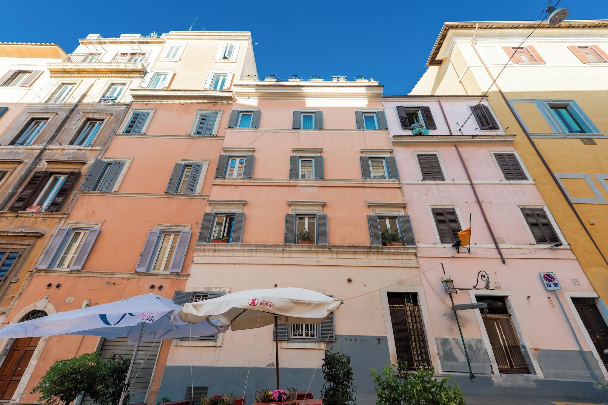 Varios H77 Apartments - Maison D'Art Collection