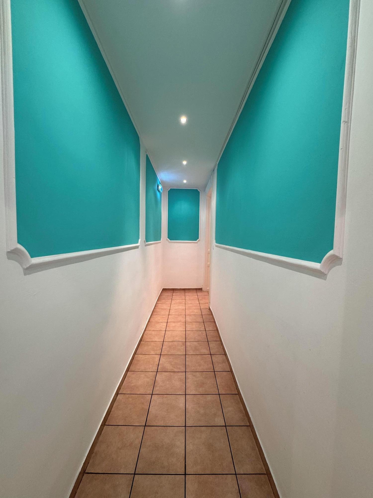 Varios Omega Guesthouse Budapest