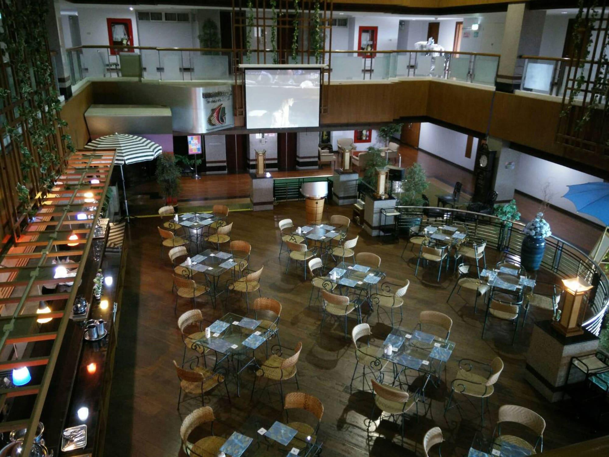 Restaurant Friday Hotel