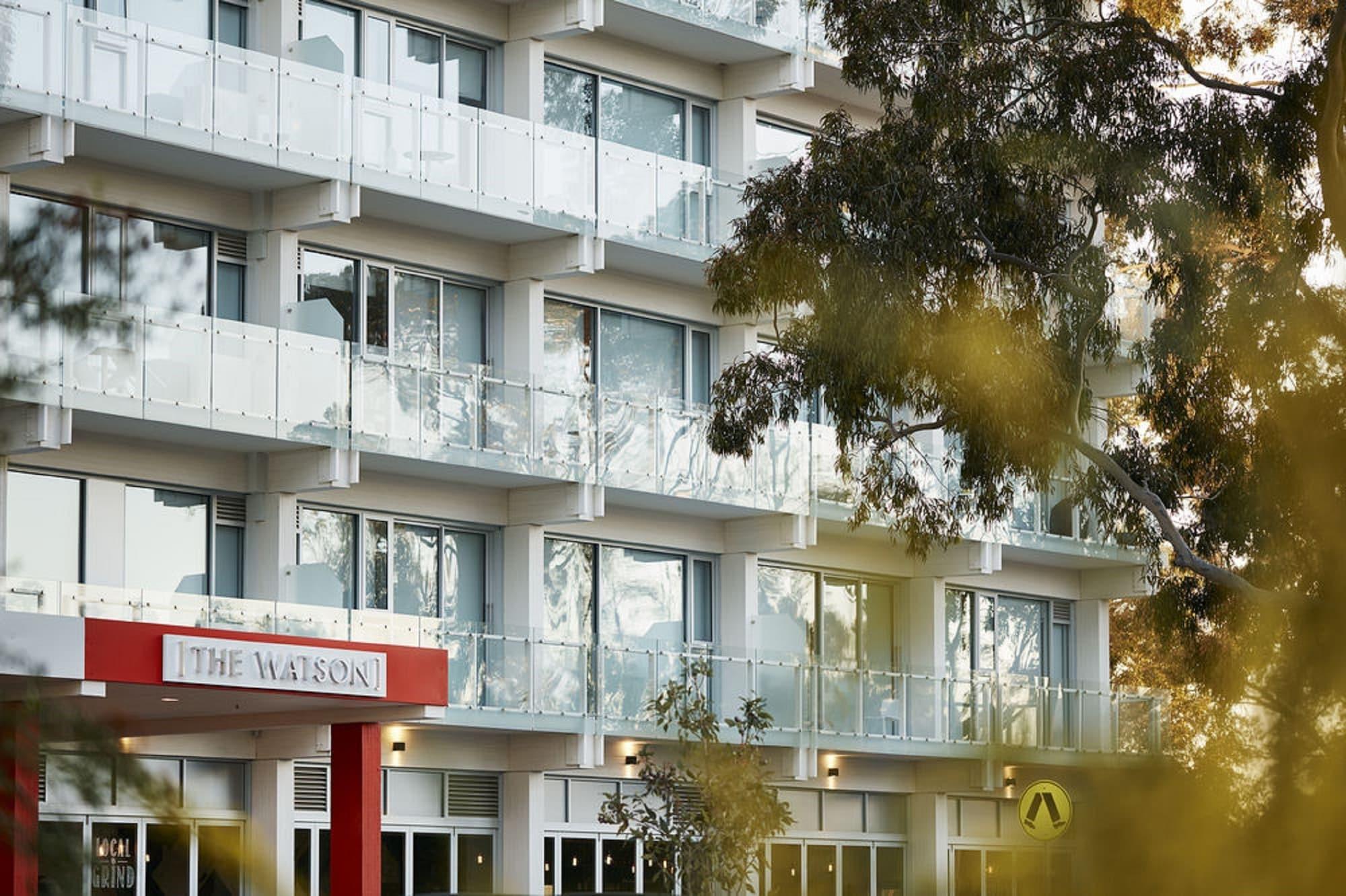 Vista Exterior Art Series - The Watson