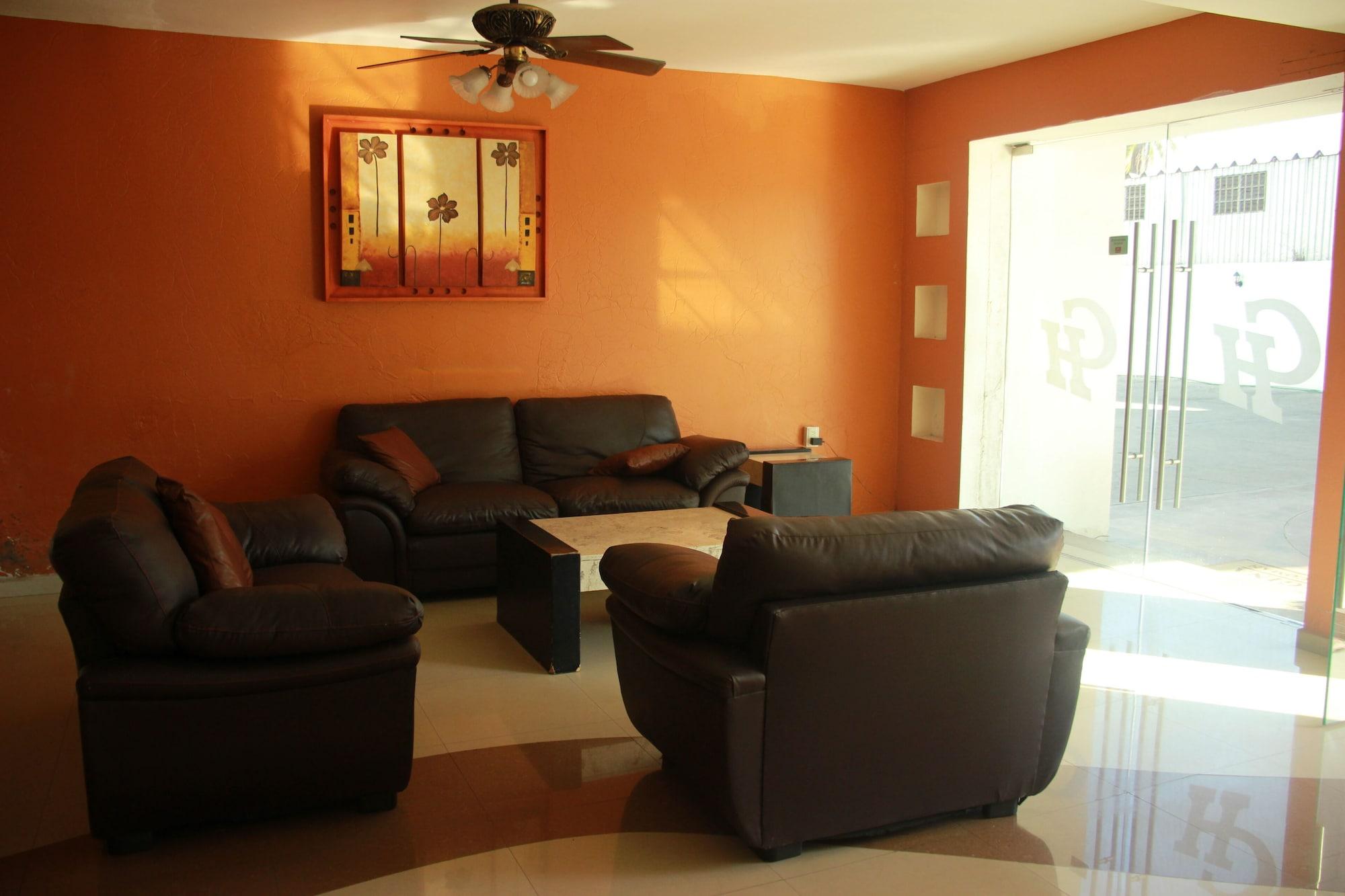 Vista Lobby Hotel Gina