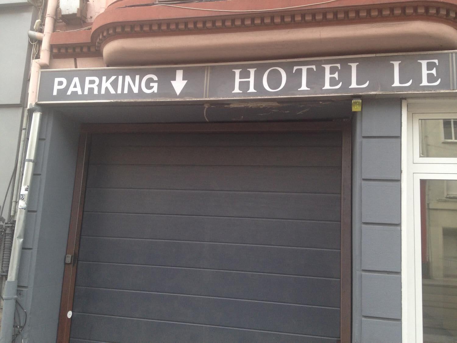 Vista Exterior Hotel le Strasbourg