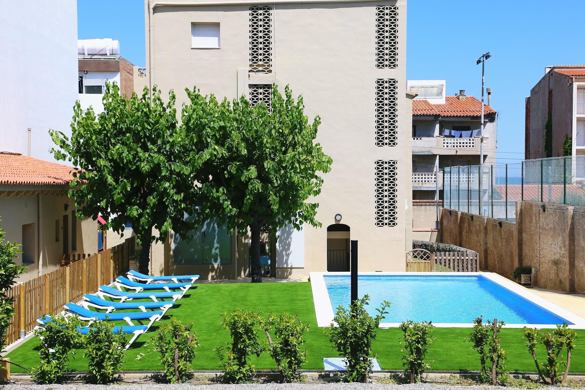 Vista Exterior RVApartaments Provenzal