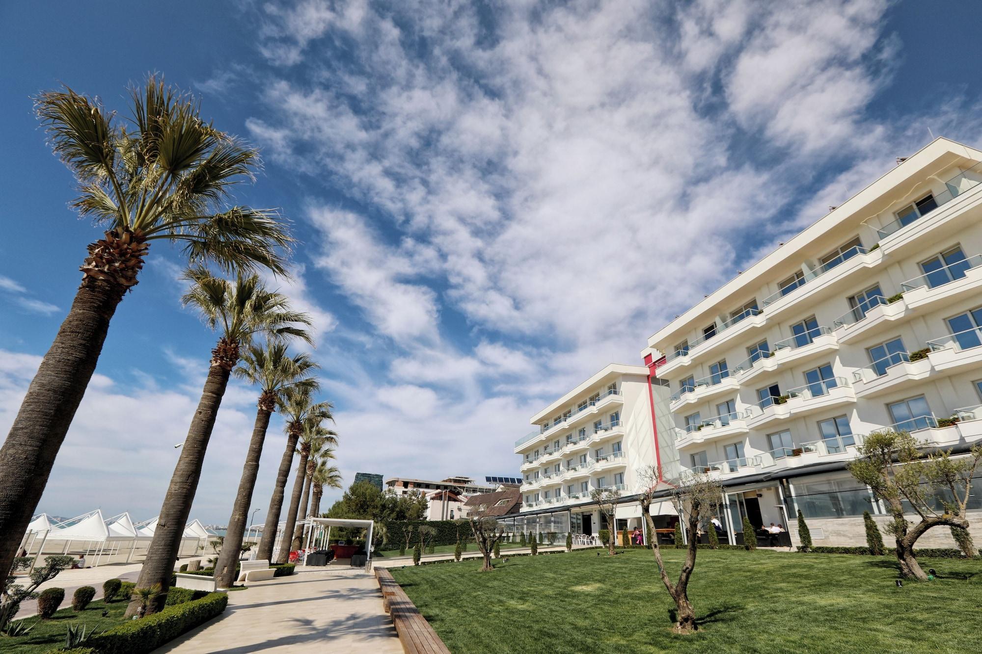 Vista Exterior Premium Beach Hotel