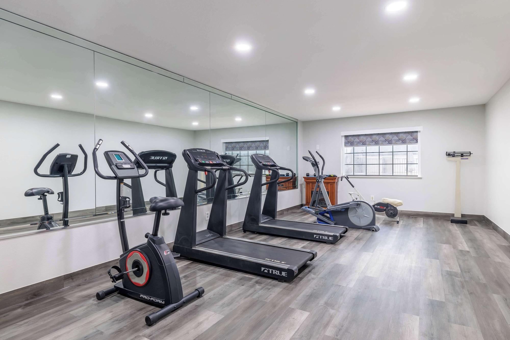 Gimnasio Motel 6 Brenham, TX