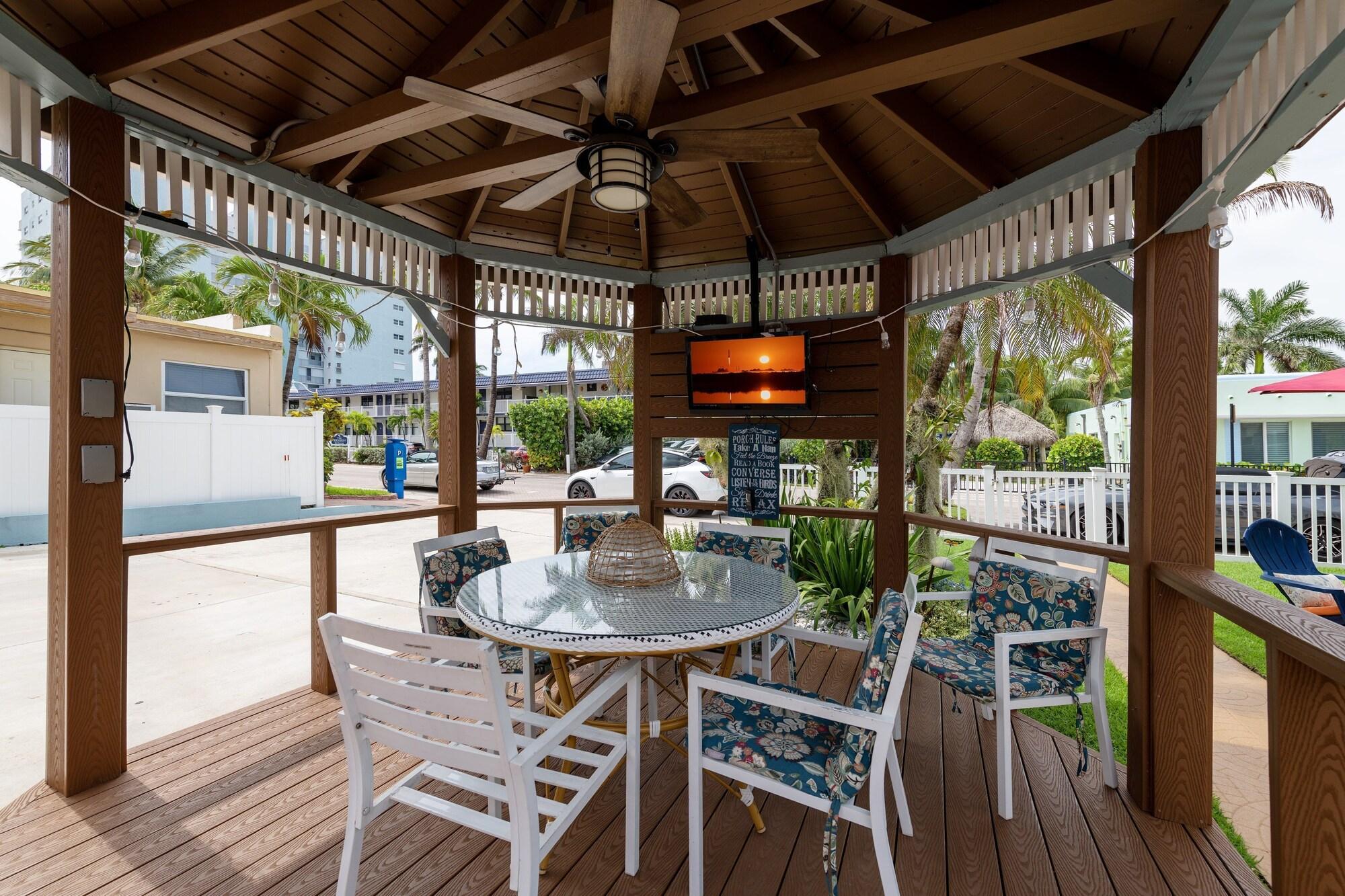 Varios Tropic Isle Boutique Hotel