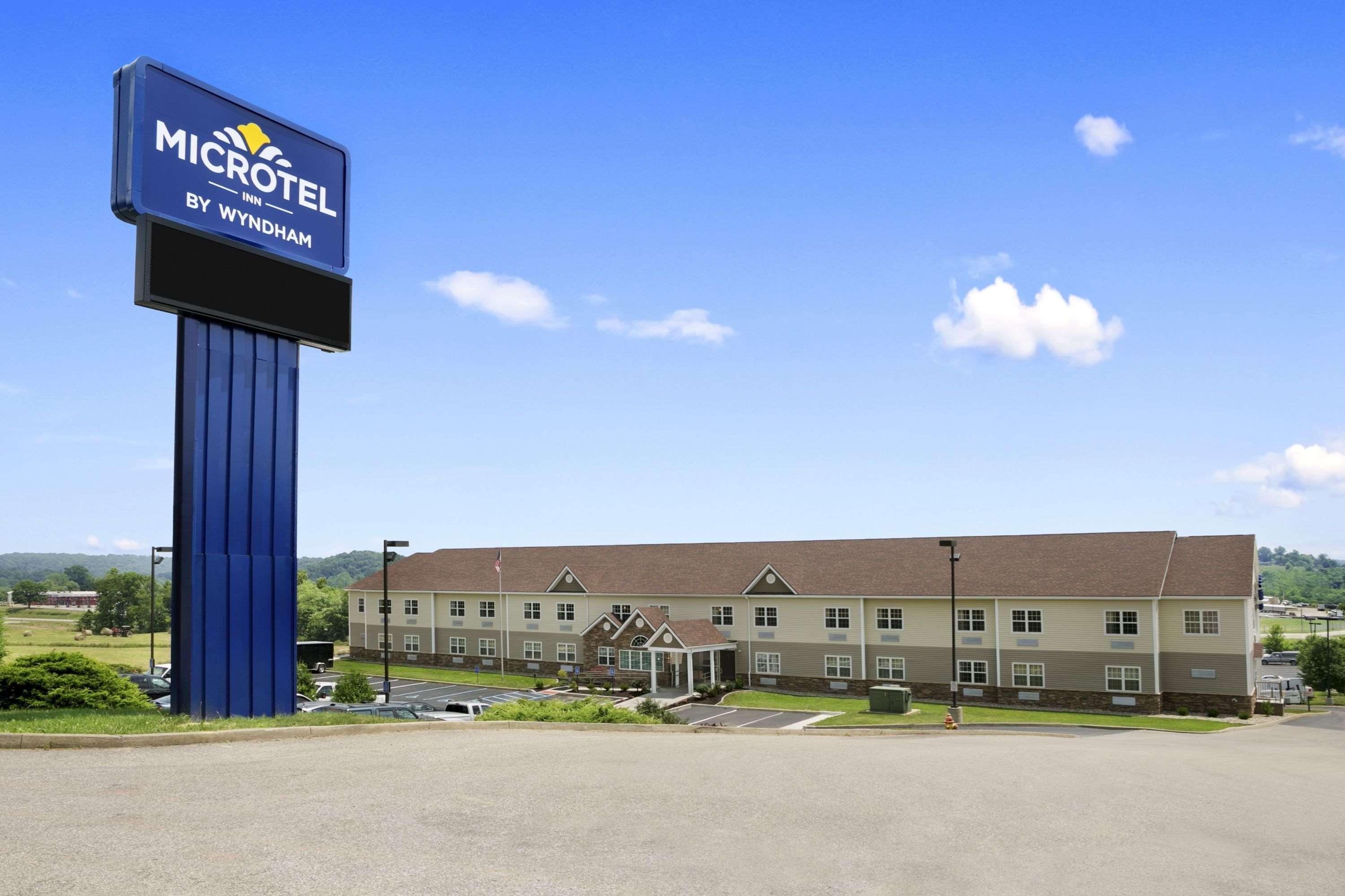 Vista Exterior Microtel Inn & Suites By Wyndham Mineral Wells/Par