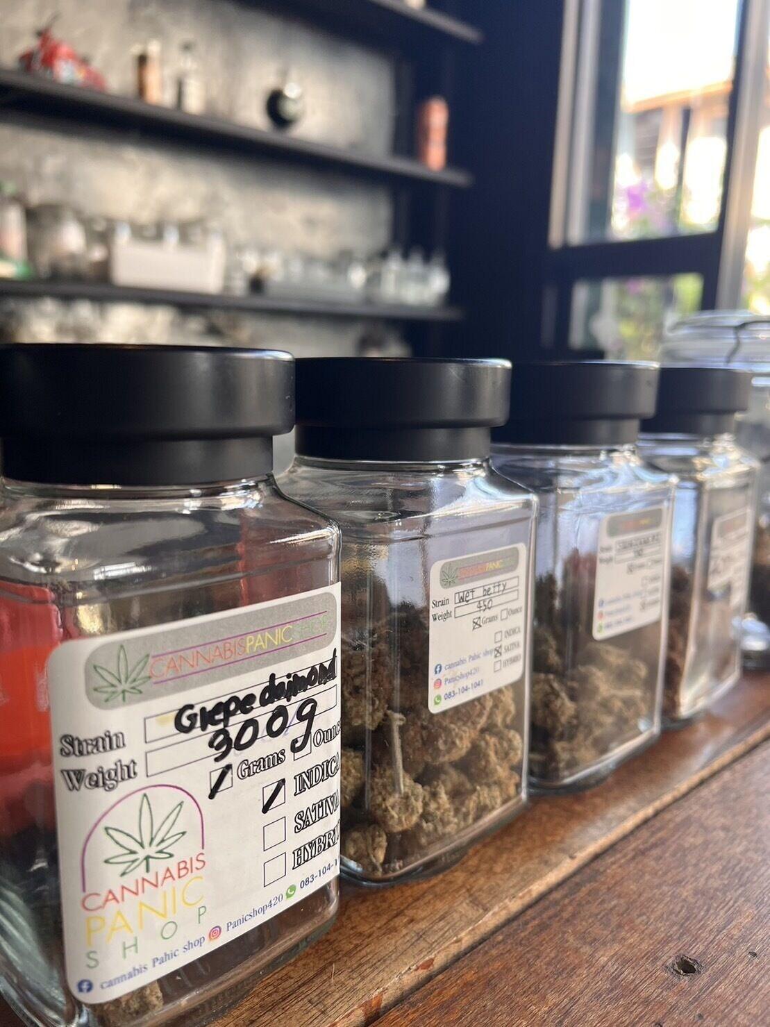 Vista Exterior 2Street Hostel at Surathani - Adults Only