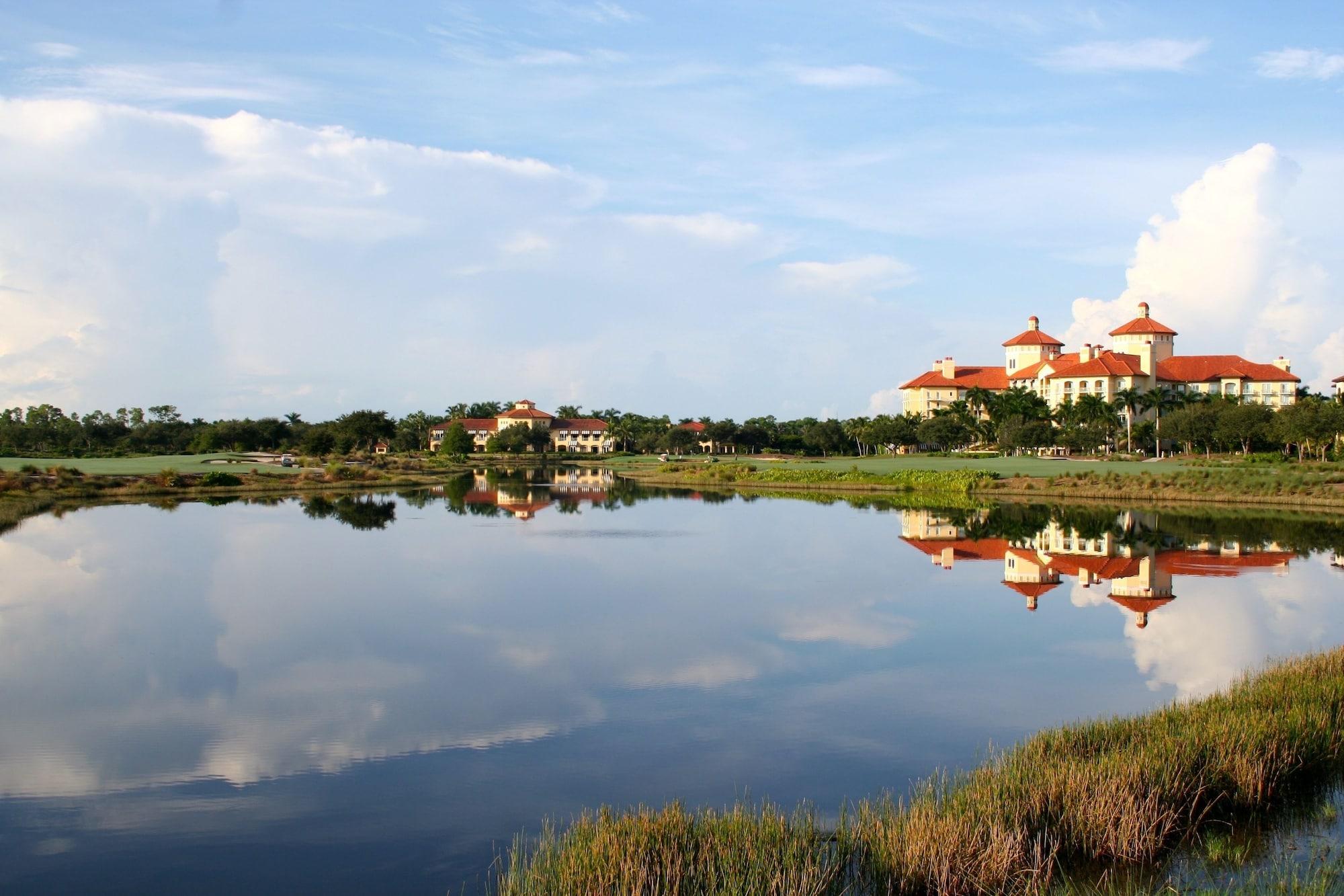 Playa The Ritz-Carlton Naples, Tiburón