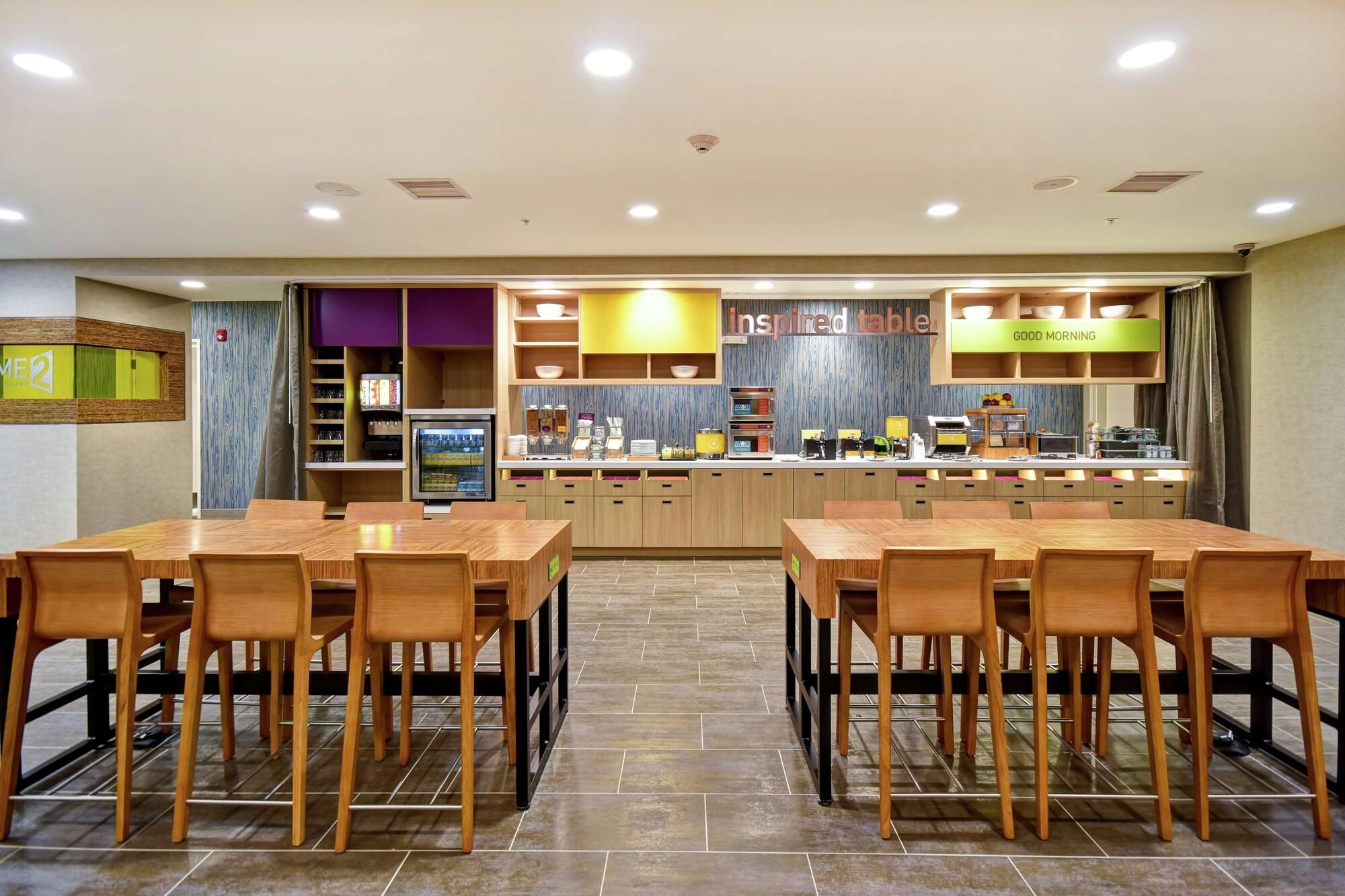 Restaurant Home2 Suites by Hilton Terre Haute