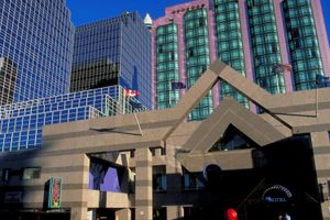 Alojamiento - Novotel Toronto North York