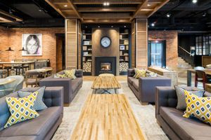 Alojamiento - The Corner Hotel