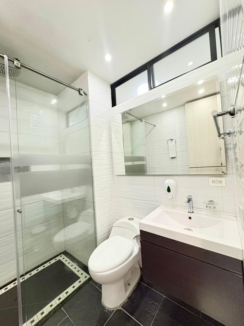 Baño Hotel Regency Boutique La Feria