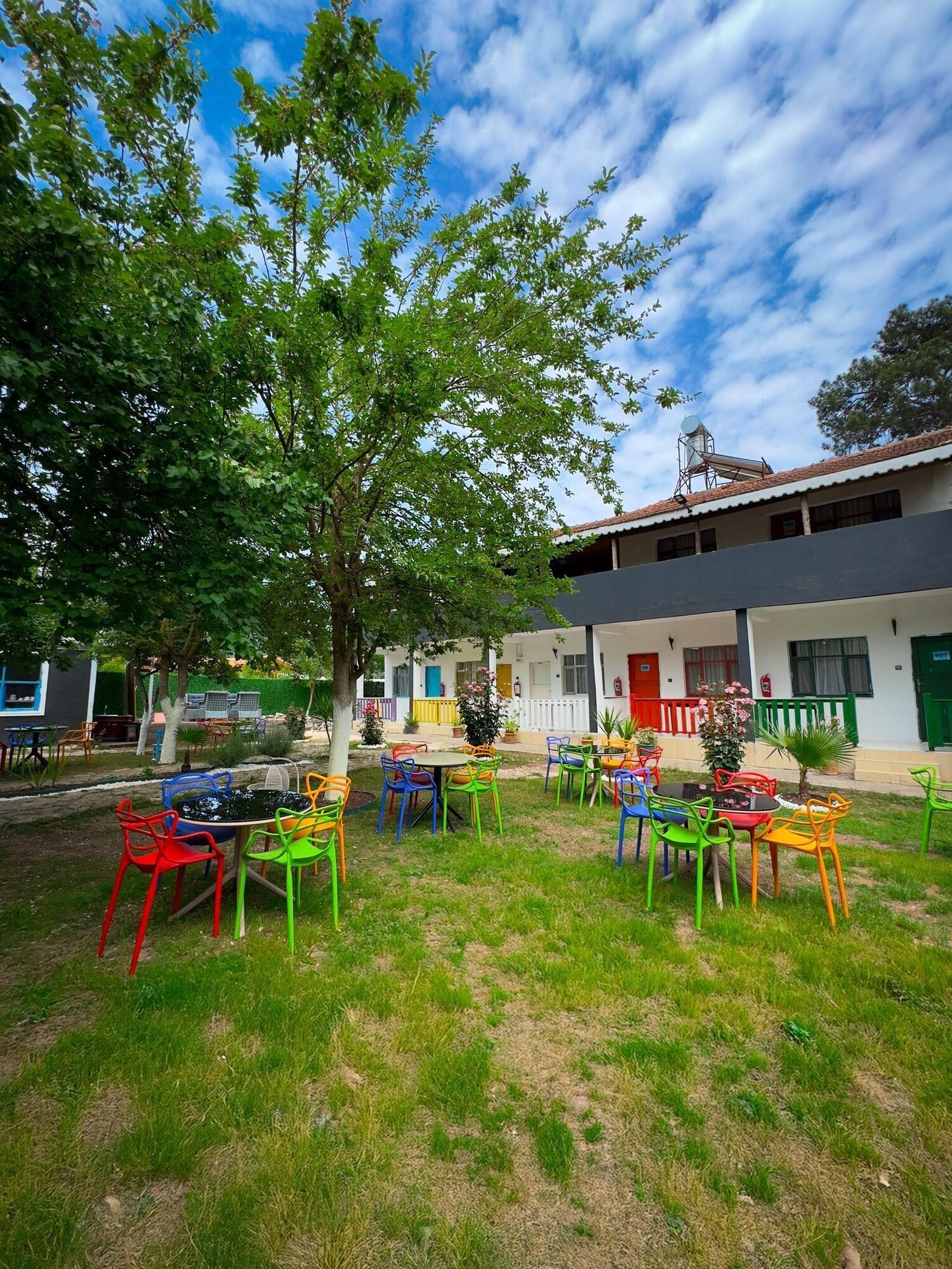 Vista Exterior ONES PANSİYON