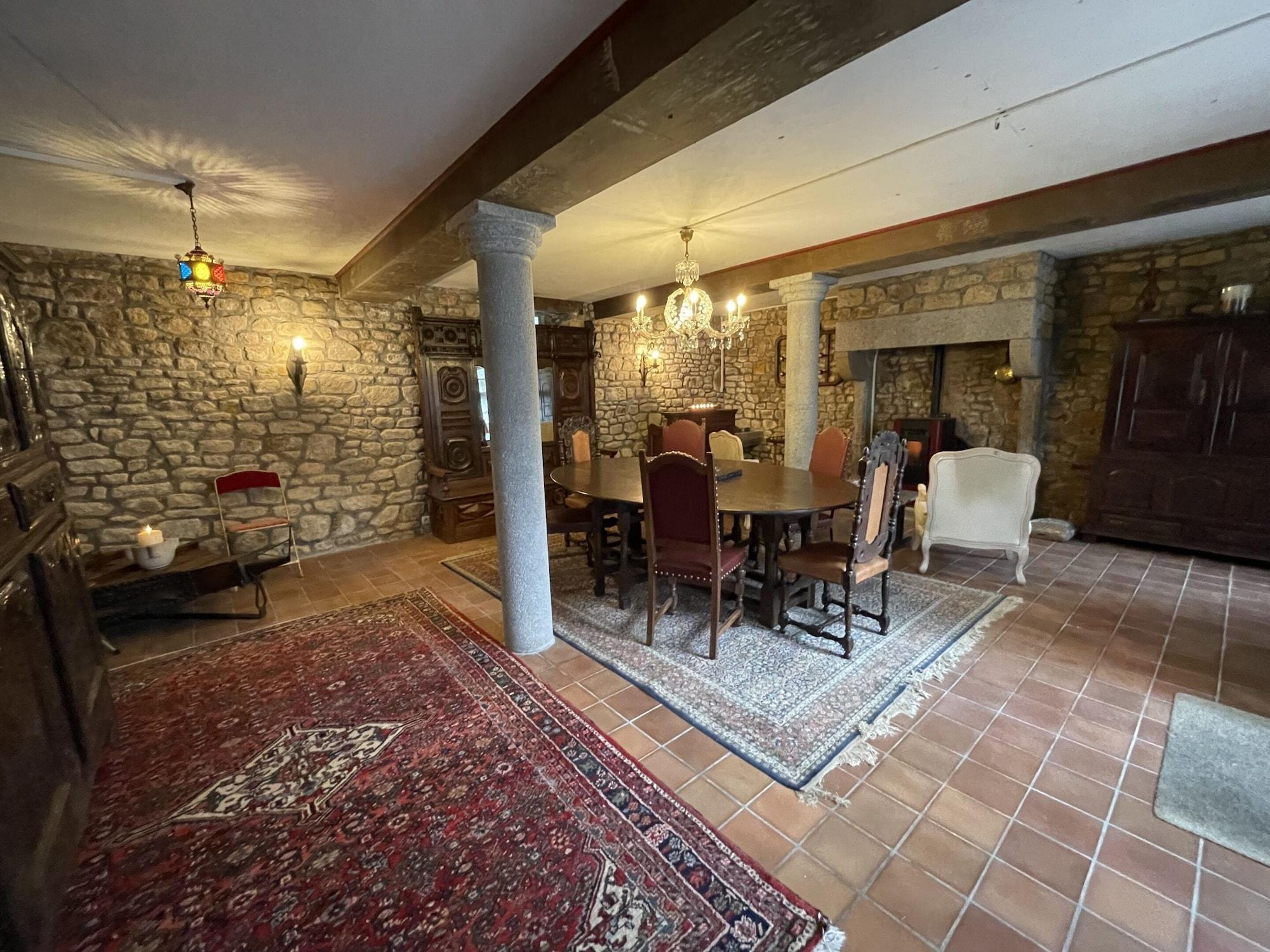 Bar/Salón Château La Rametière