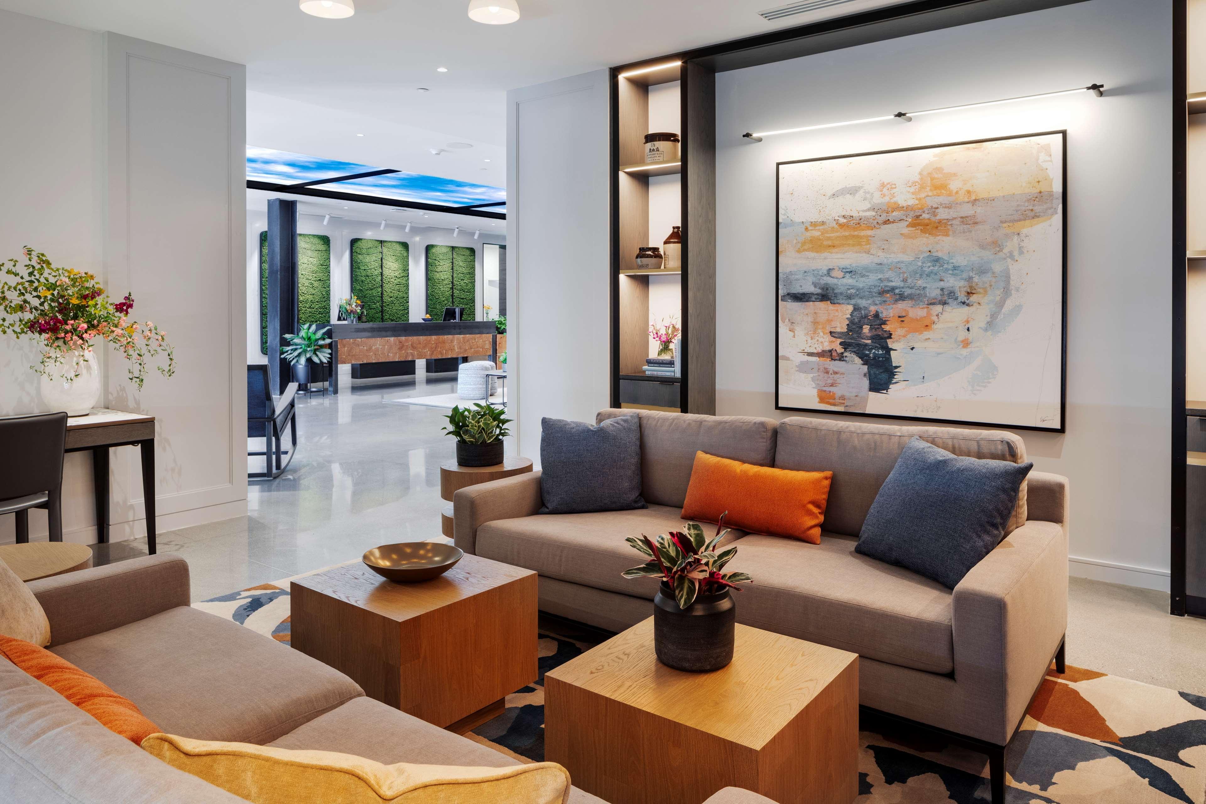 Vista Lobby Canopy by Hilton Portland Waterfront