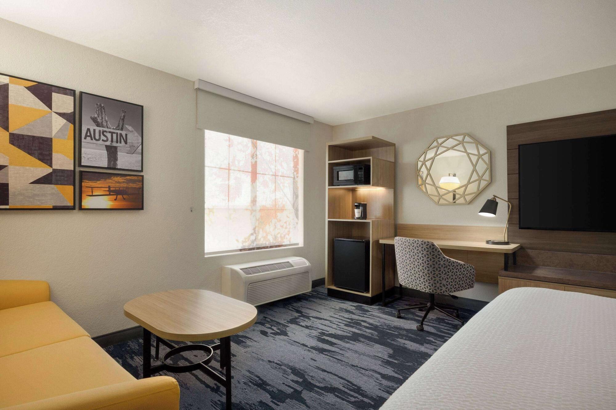 Habitación La Quinta Inn & Suites by Wyndham Austin Southwest