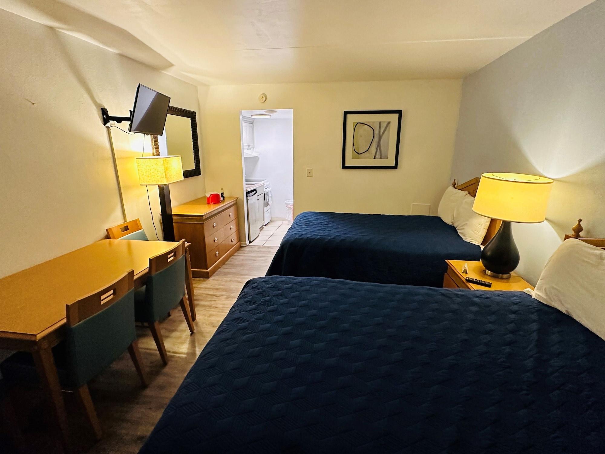 Varios Midtown Inn