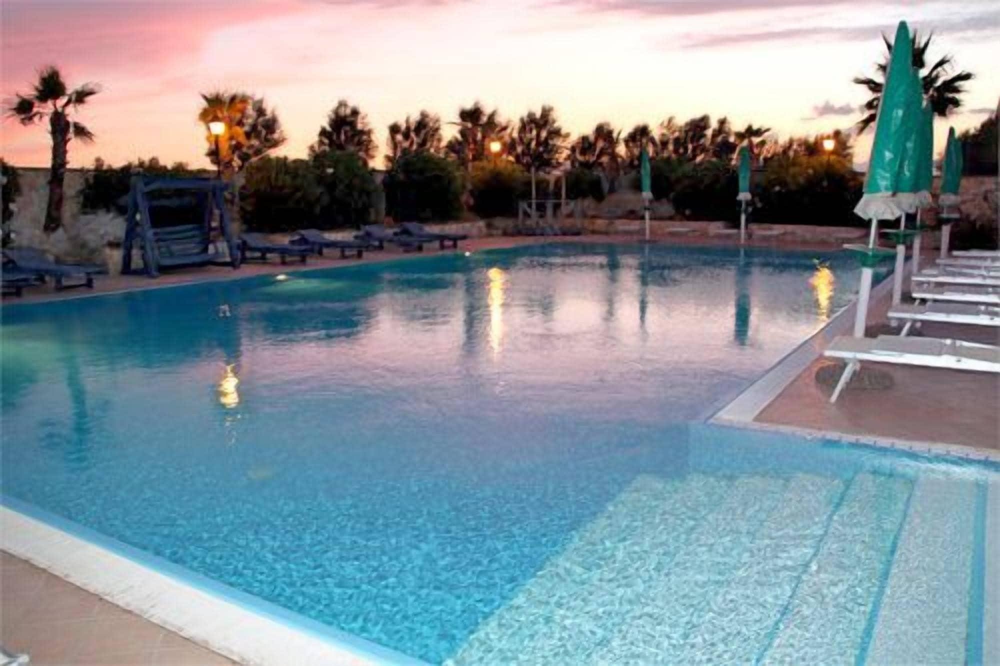 Vista Piscina Hotel Club Sabbiadoro