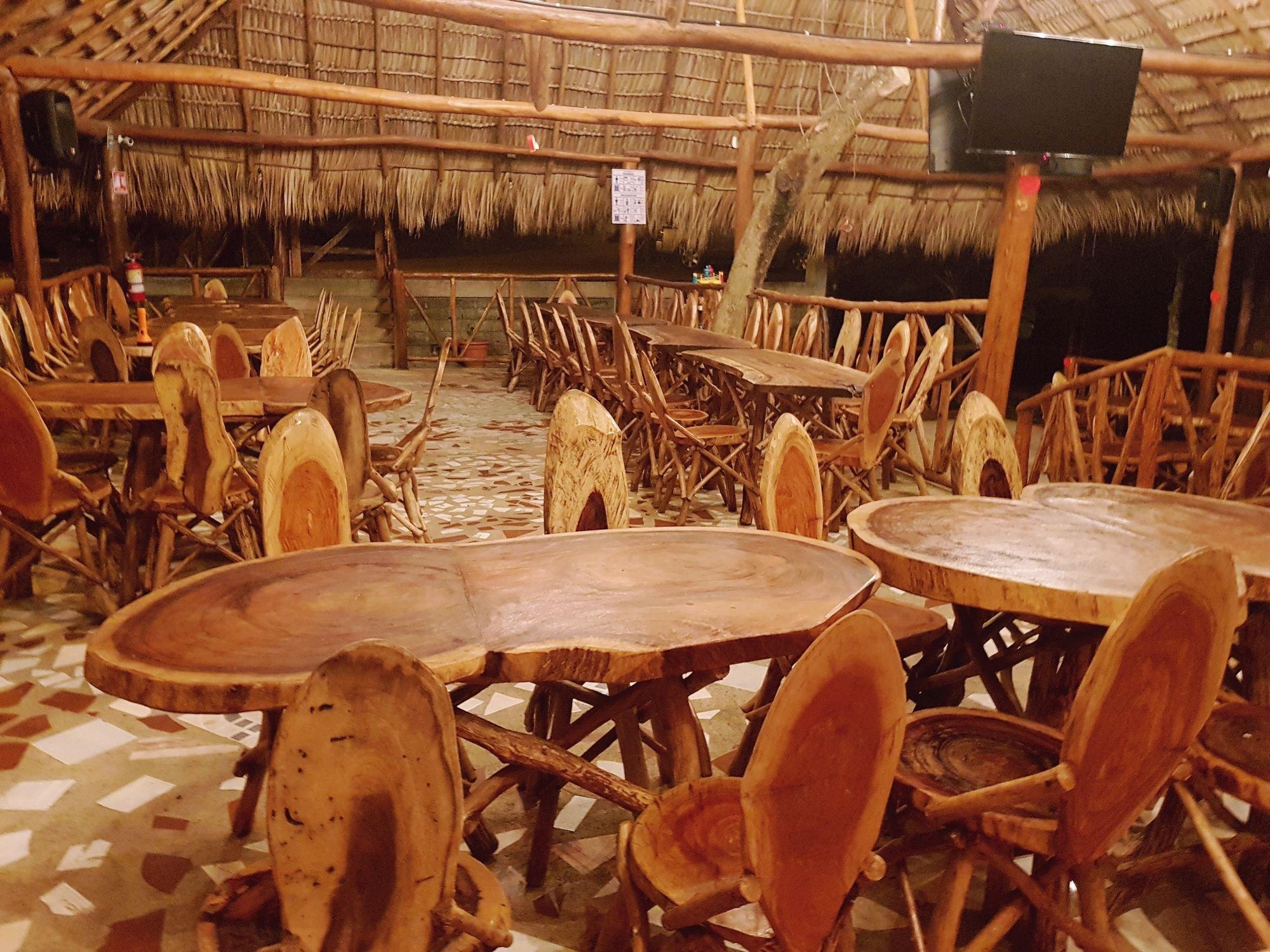 Restaurant Mr Cowboy hotel y restaurante