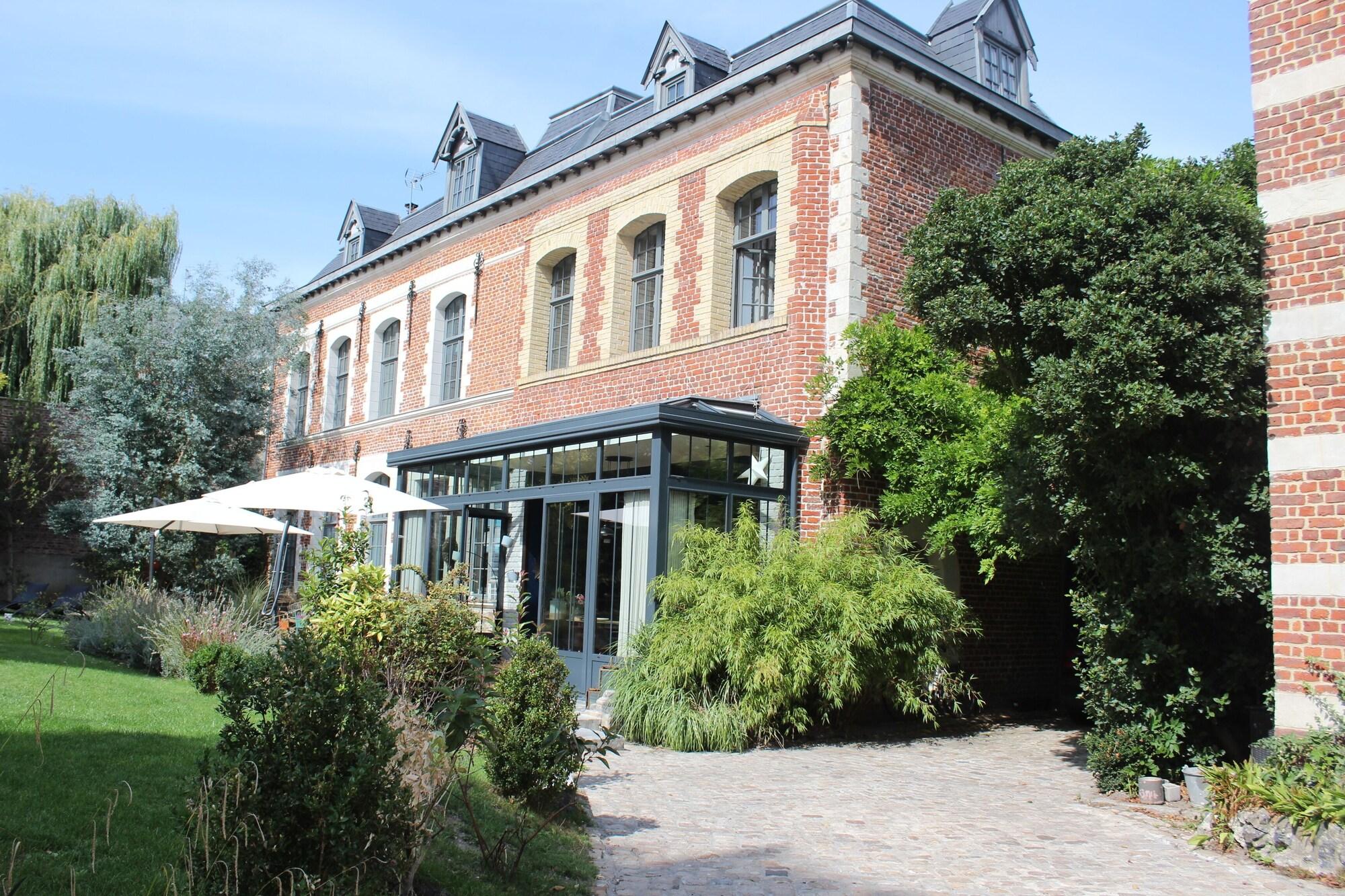 Varios Maison Mathilde