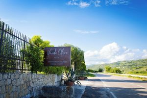 Alojamiento - VerdeOlivo1876 - Apartments with Pool