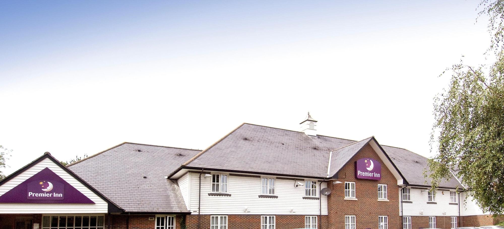 Varios Premier Inn Maidstone - Sandling