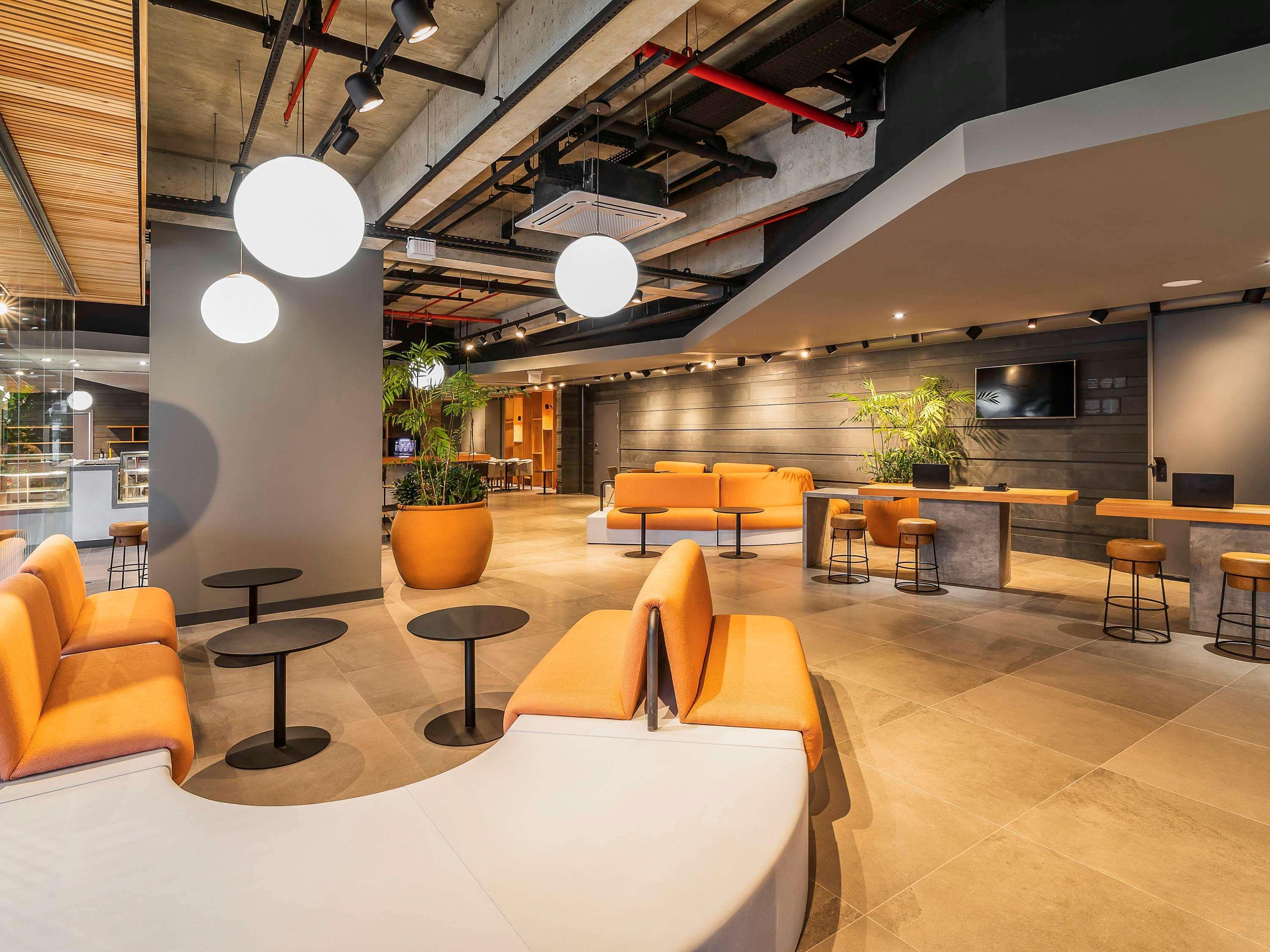 Vista Lobby Novotel Criciuma