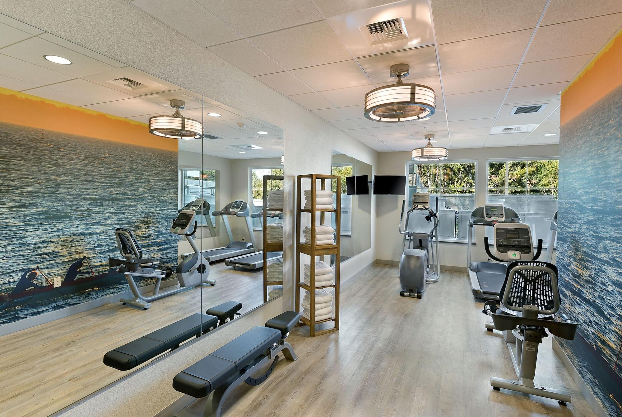 Gimnasio Oxford Suites Bellingham
