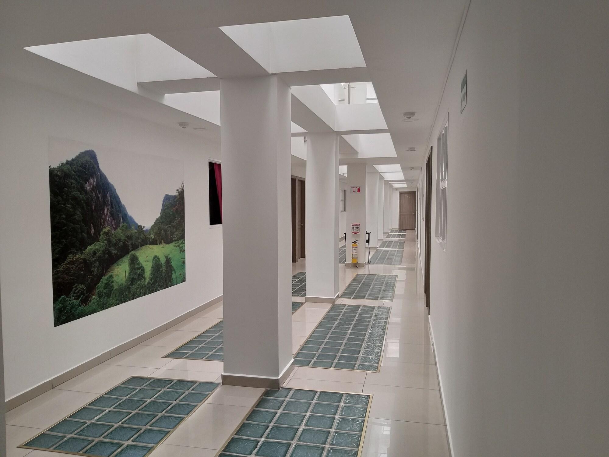 Varios Hotel Ibague Plaza