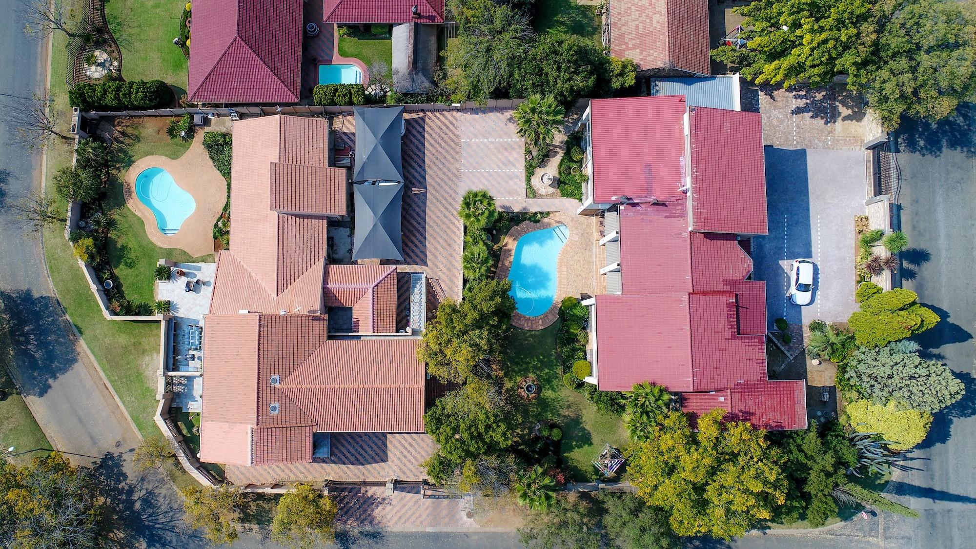 Vista Exterior Sunset Manor Guest House