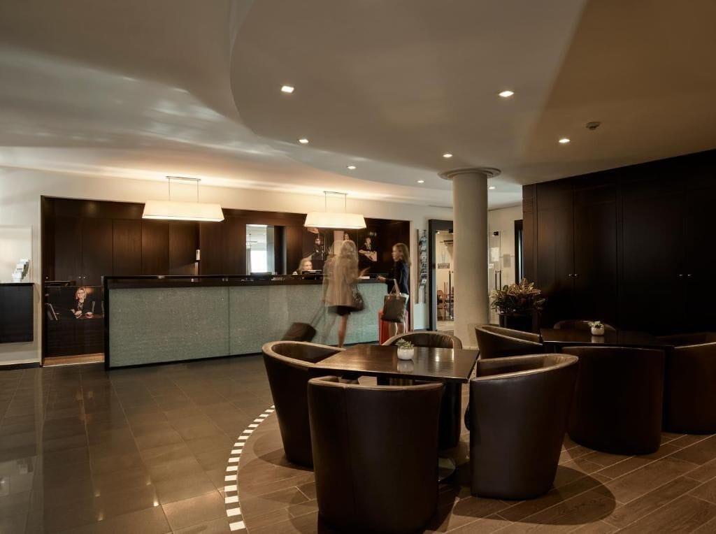 Vista Lobby Gosset Hotel