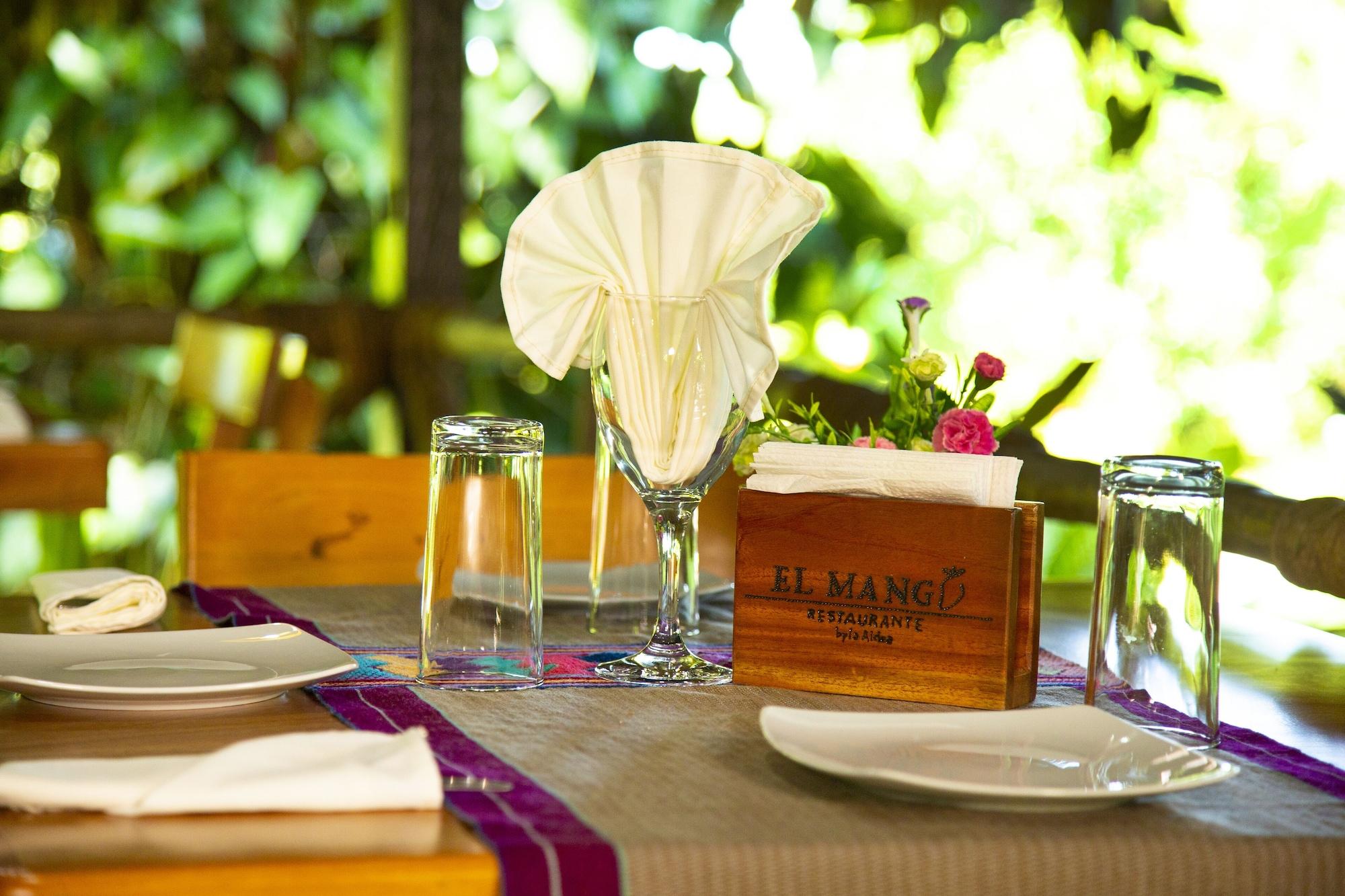 Restaurant Hotel La Aldea del Halach Huinic