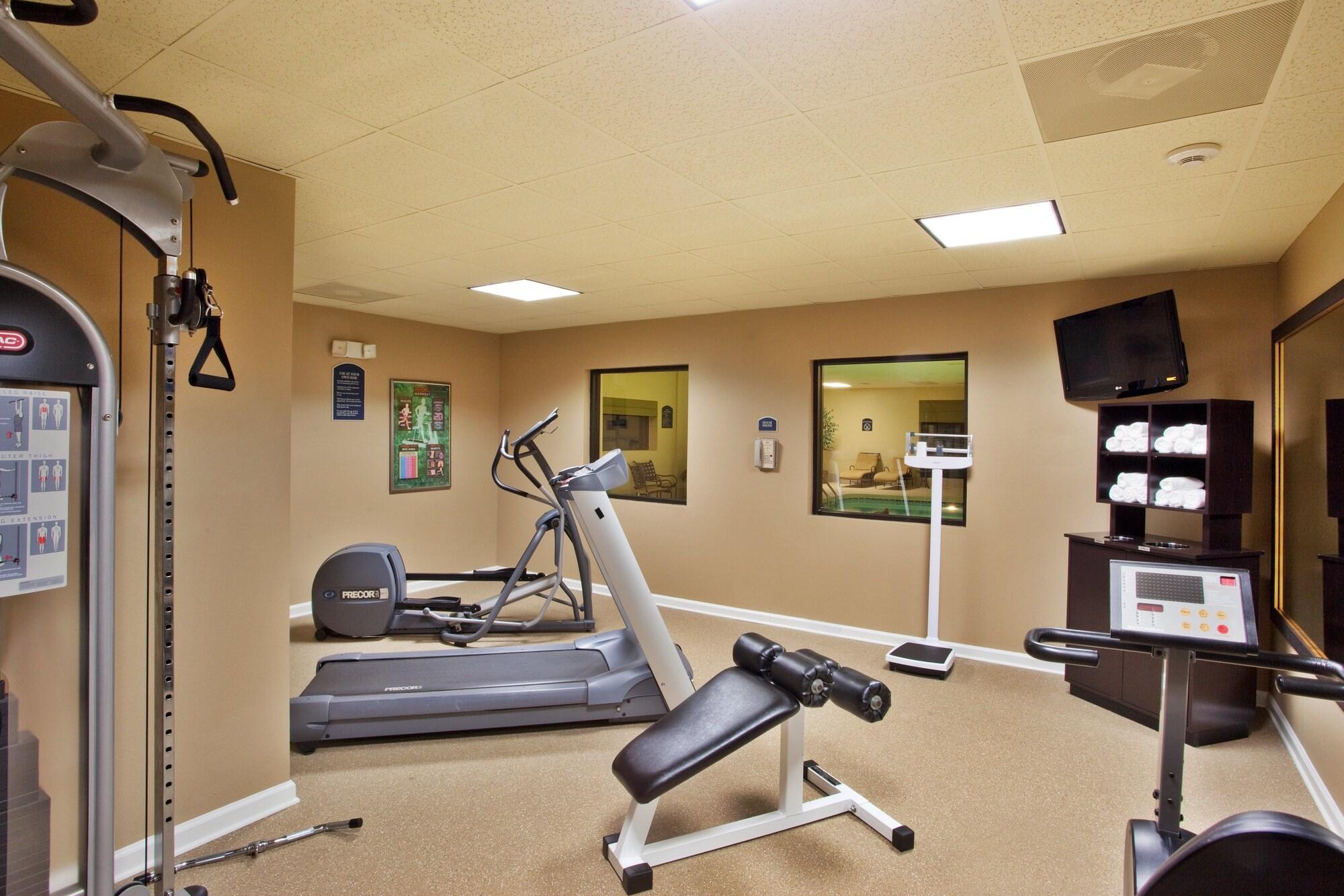 Gimnasio Holiday Inn Express Atlanta - Emory University Area by IHG